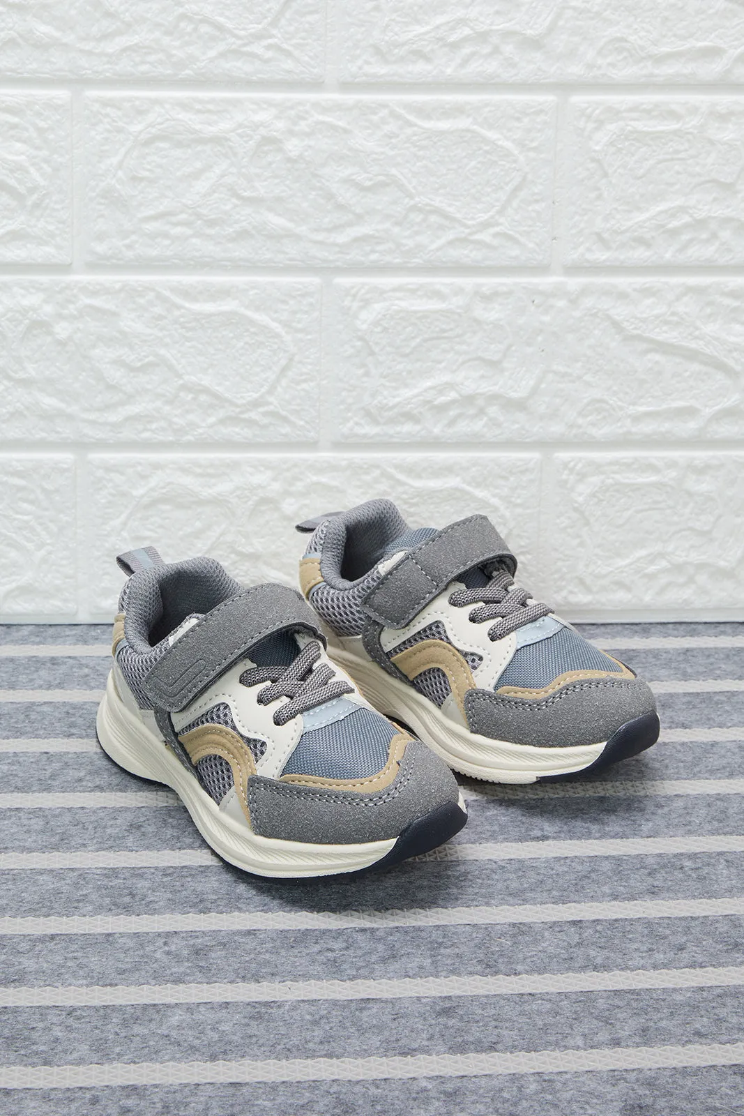 Grey Multi-Piece Trainer