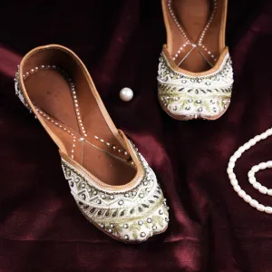 Handstitched Embroidered Jaipuri Flat Jutti